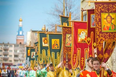 Астраханцы отпраздновали светлый праздник  традиционным Крестным ходом