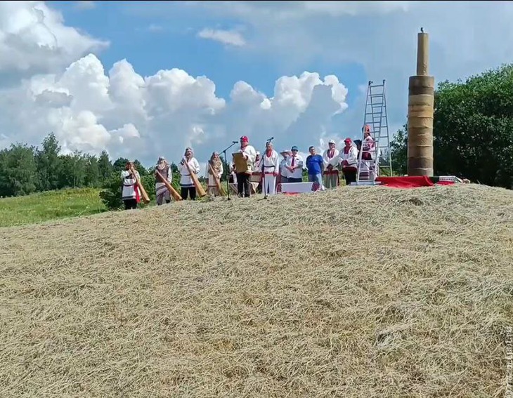 Народные моления "Раськень озкс" в Мордовии - Национальный акцент