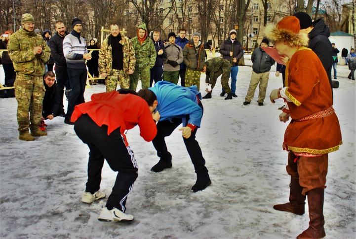 Традиционные спортивные игры на Масленицу