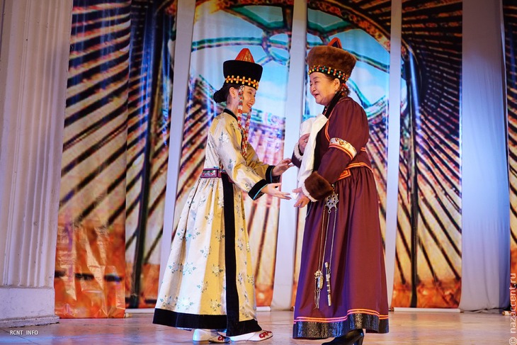 Концерт старинных бурятских песен в Улан-Удэ - Национальный акцент