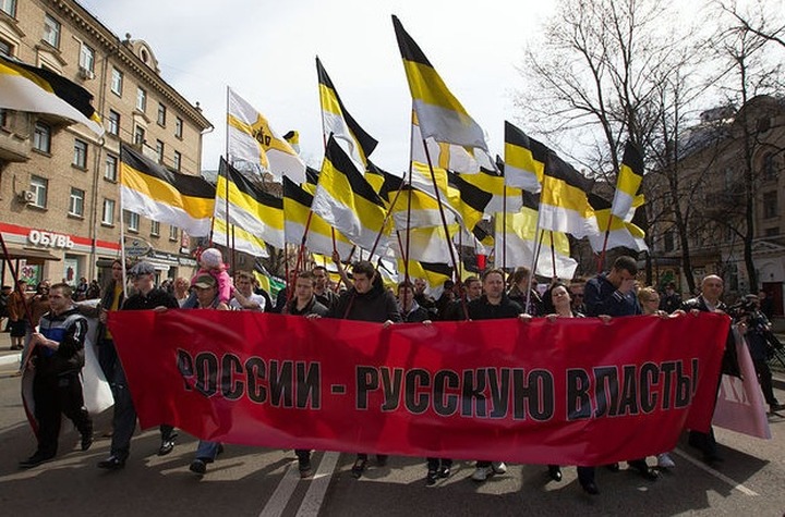 Русские националисты прошли 1 мая по стране