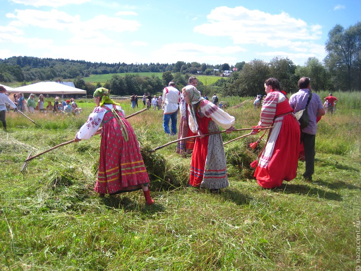 Фольклорный фестиваль "Сенокос в Муранове" - Национальный акцент