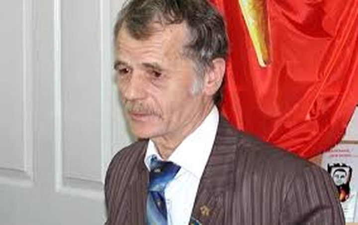 Лидер крымских татар Джемилев оказался в списке невъездных в Крым