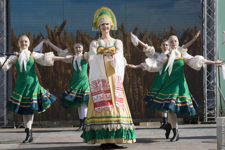 Фестиваль национальных культур "Многоцветие России"-2013 - Национальный акцент