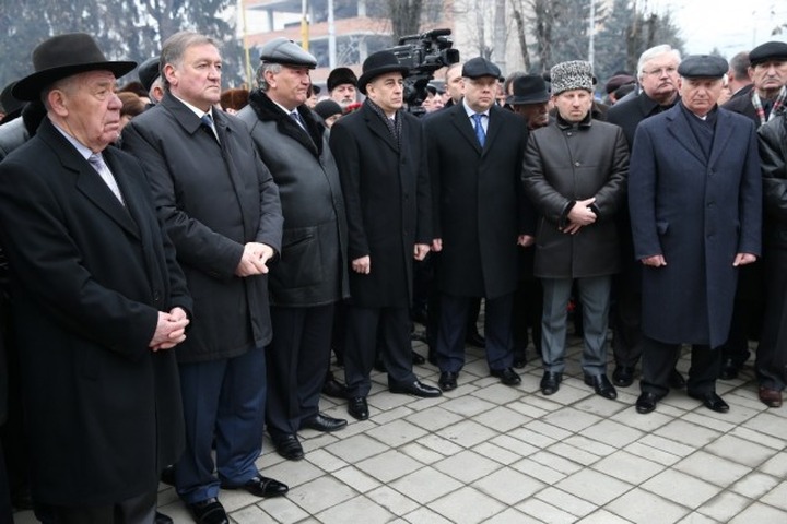 В Нальчике прошел траурный митинг в память о депортации балкарского народа