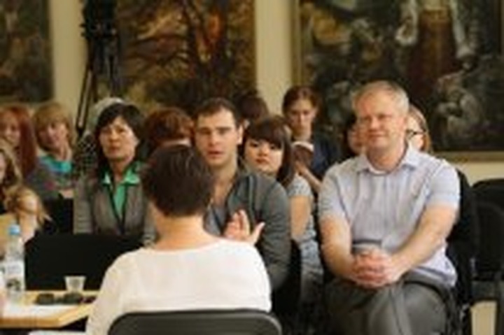 В Барнауле обсудили перспективы развития межэтнической журналистики