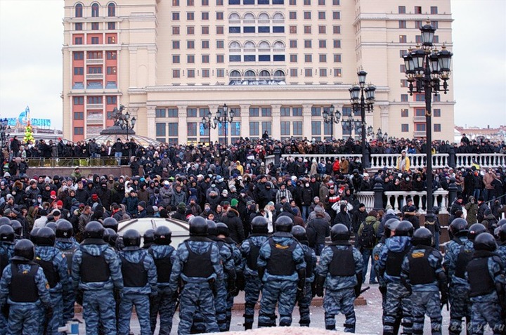 Несогласные с приговором Мирзаеву националисты проведут марш в память о событиях на Манежной