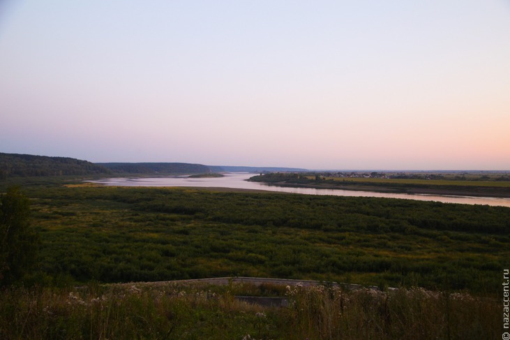 Сибирская река Томь - Национальный акцент