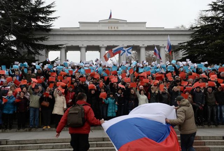 Эксперт: Новый статус Крыма изменит жизнь не только его населения, но и российского общества
