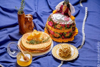 Башкирские, суздальские или смоленские: в Москве выбирают лучший рецепт блинов на Масленицу