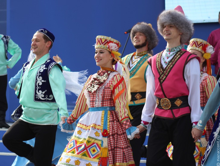 Народы России на фестивале РГО в Москве - Национальный акцент