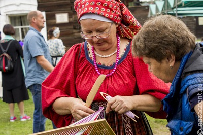 Старинное плетение ковриков из Иркутской области стало объектом культурного наследия