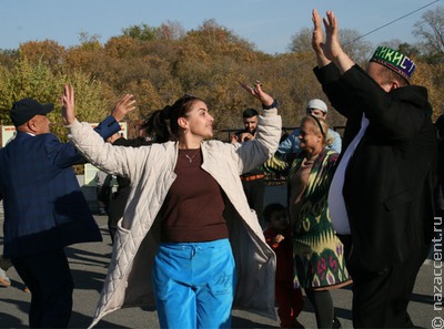 Без плова и танцев никуда: как прошёл День таджикской культуры в Хабаровске