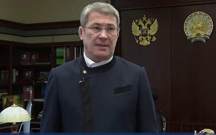 Кутюрье из Уфы выпустил линейку мужской одежды с этническими мотивами