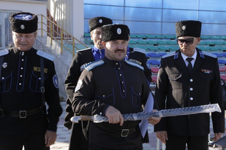 Общевойсковые "Казачьи шермиции" прошли в Кизляре