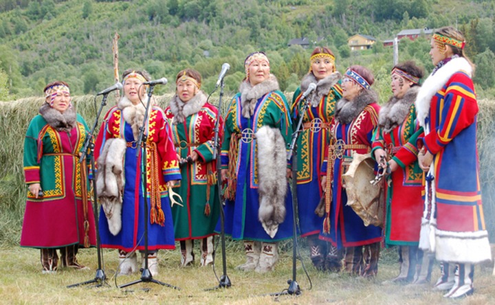 Модный показ ненецкой одежды пройдет на Дне оленевода на Ямале