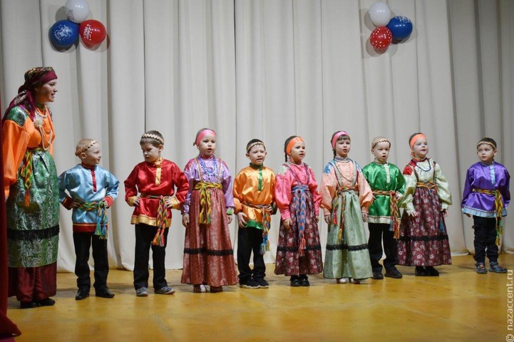 Учителя коми языка обменялись разработками на фестивале в Ижемском районе