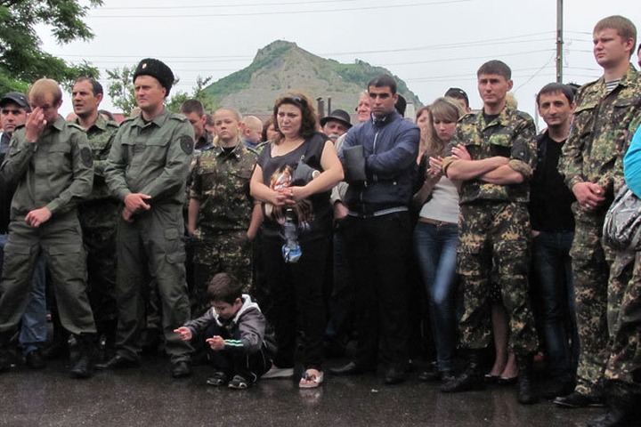На Ставрополье на сход против строительства мечети вышли 600 человек