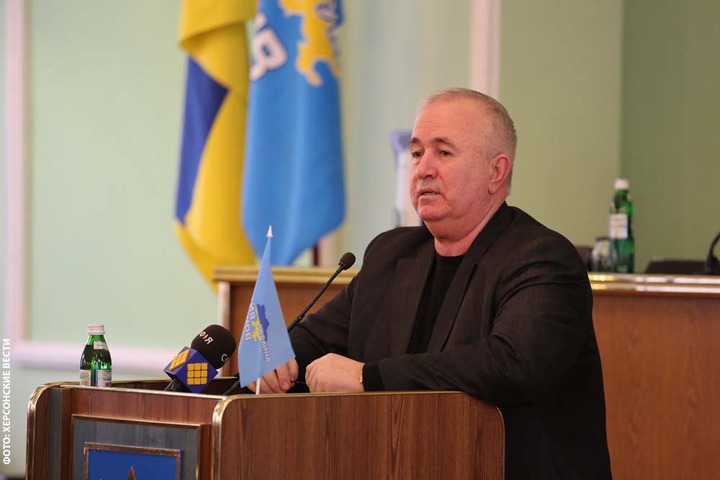 Лидер крымских татар пожаловался на гонения на семью