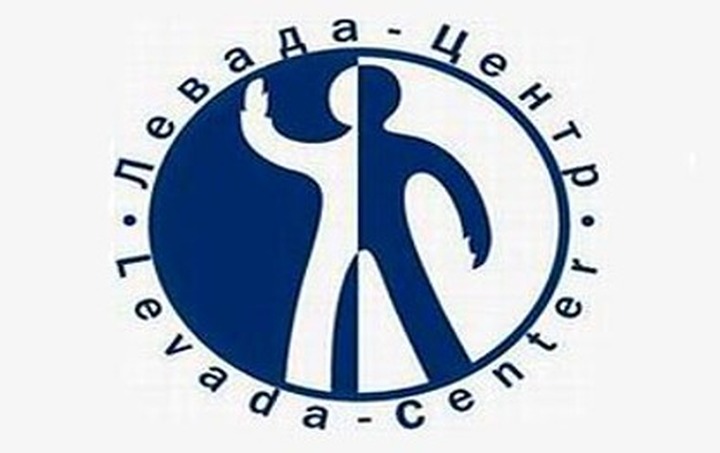 Школьник был задержан за лозунг, который поддерживает почти половина россиян