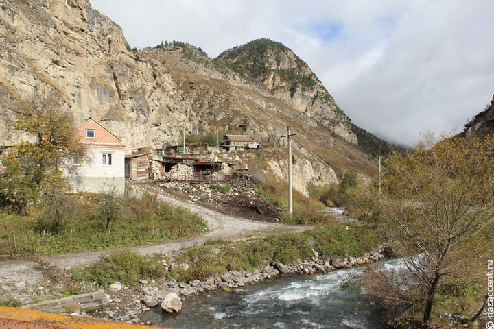 День Хетага отметили в Северной Осетии молитвами в священной роще