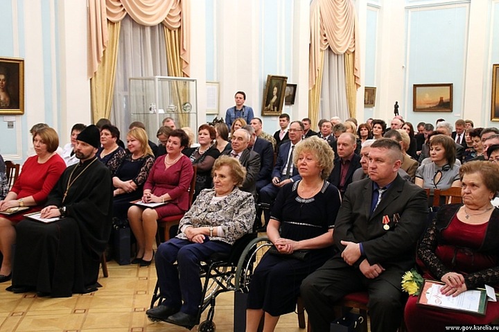 Учительницу карельского языка наградили за вклад в развитие национального языка