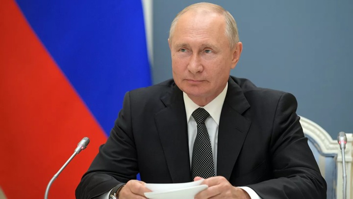 Путин: Россия заинтересована в притоке мигрантов