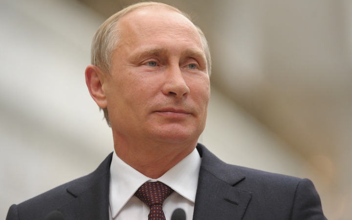 Путин поддержал использование киргизских водительских прав в России