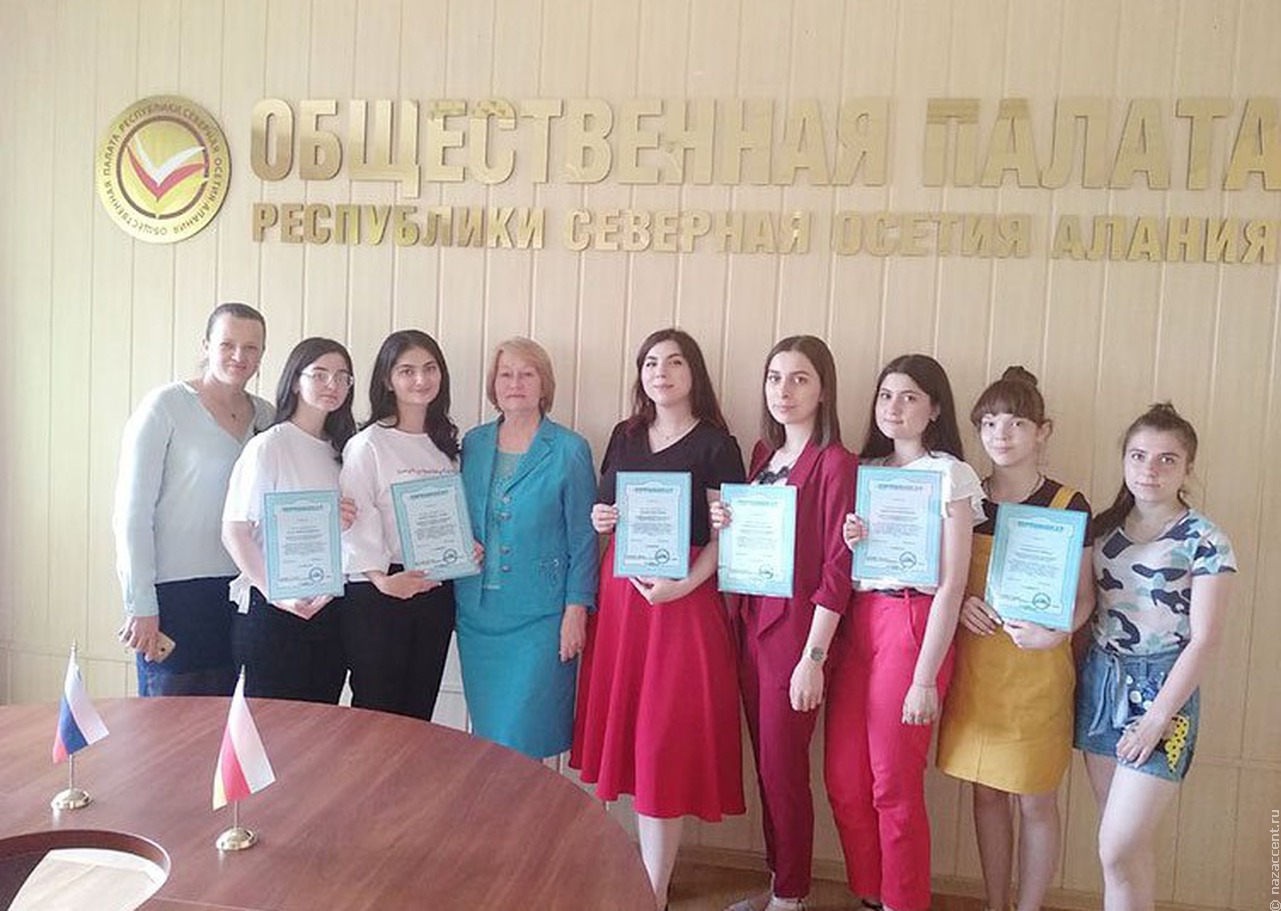Этносты 'хсӕн журналистикӕйы скъола