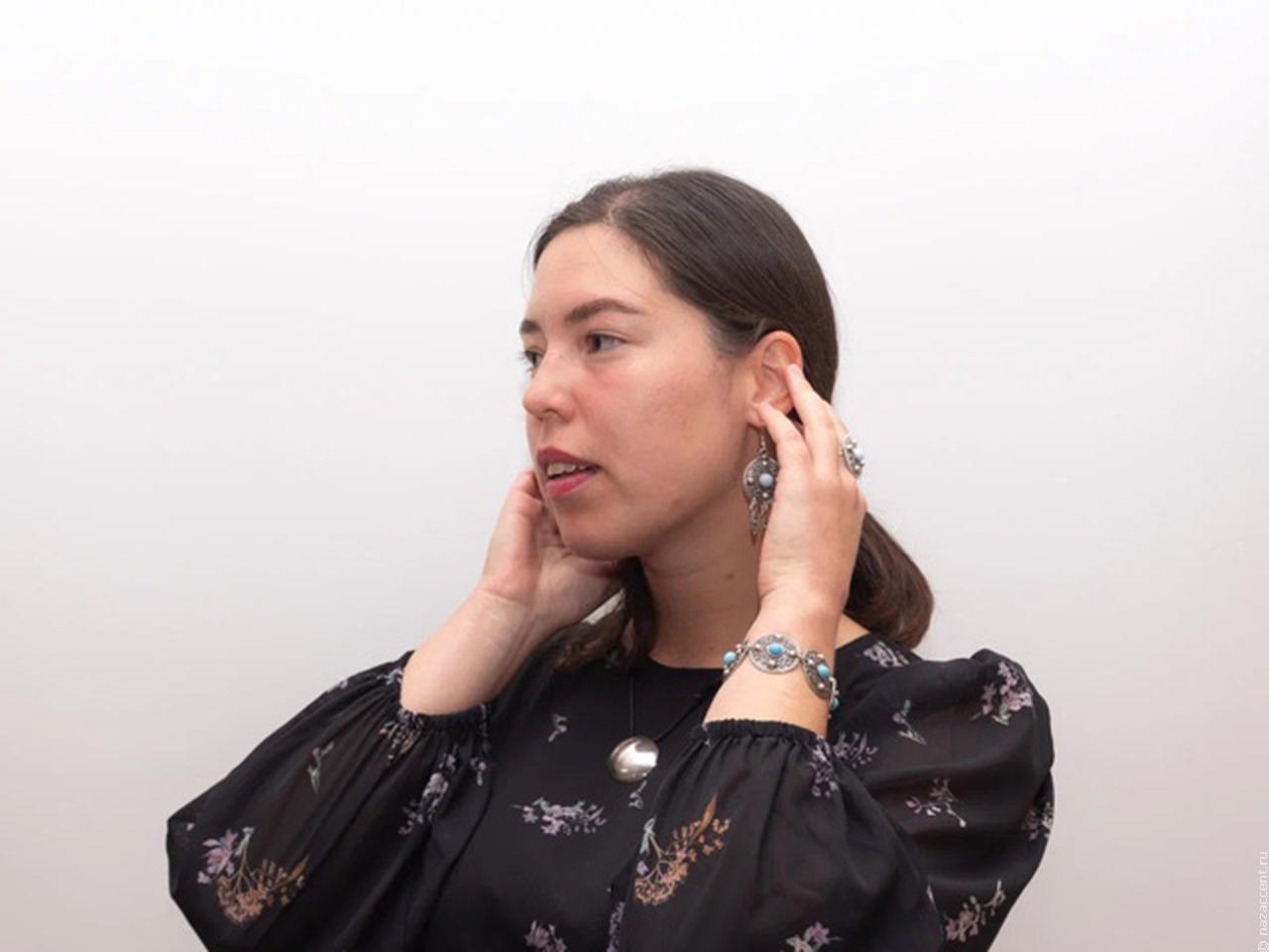     Как ко мне муж сватался. Казахский обряд "Сырга салу"