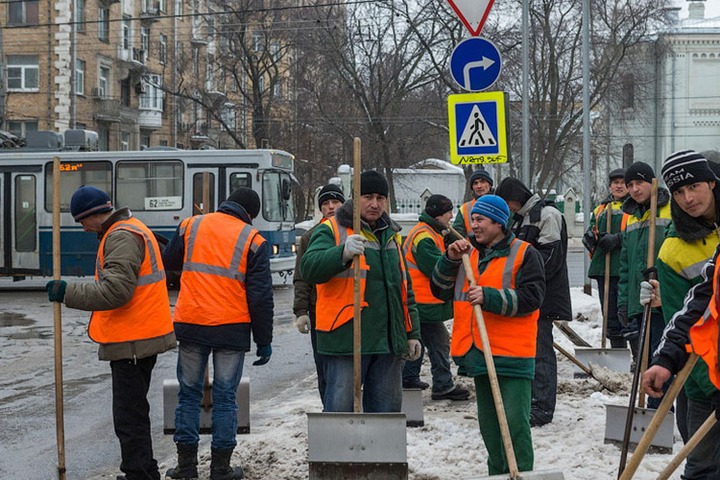 Драка дворников-мигрантов произошла в центре Москвы