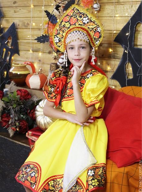 Фото русских красавиц в традиционных костюмах