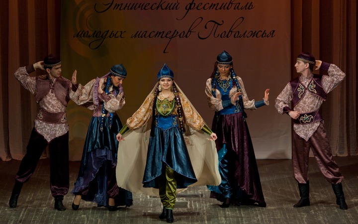 Казань соберет модельеров на фестиваль "Этнодар"-2014