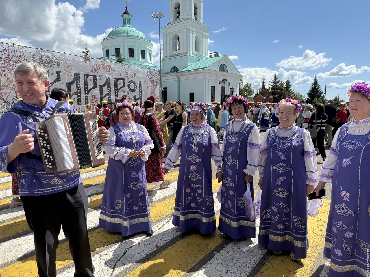 Русский фестиваль в Татарстане: Эх, развернись душа!