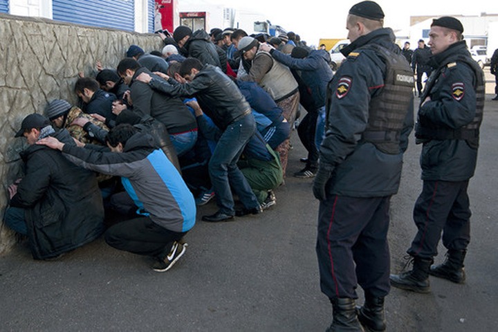 В Москве из 50 тысяч пойманных мигрантов нелегалами оказались 4 тысячи