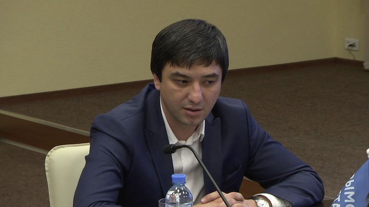 Глава Крыма уволил председателя Госкомнаца