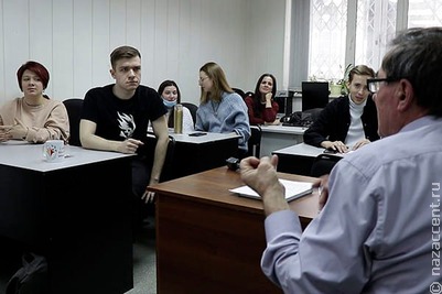 Студенты курса межэтнической журналистики познакомились с работой национально-культурной автономии украинцев в Новосибирске
