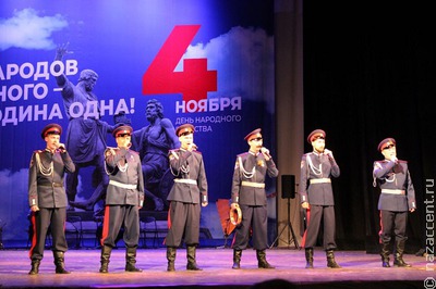 День народного единства в объективе Школы межэтнической журналистики