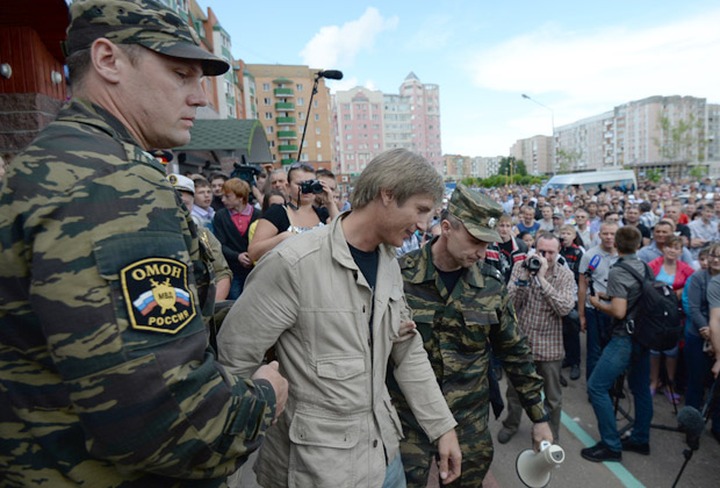 Националисты заявили о незаконных задержаниях участников народного схода в Удомле