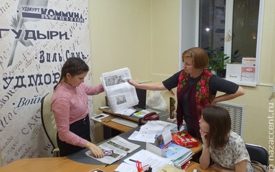    Студенты ШМЖ побывали в редакции старейшей газеты Удмуртии -  "Удмурт дунне"