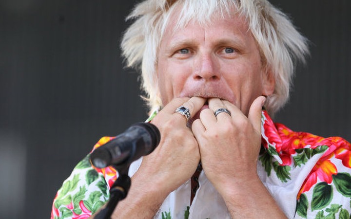 Лидер "Воплей Видоплясова" выступил за полный запрет русского языка на Украине