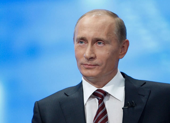 Путин заявил о необходимости создания системы мониторинга межнациональных отношений