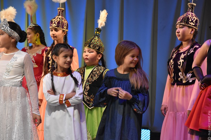 Детский конкурс искусств на фестивале казахской культуры "Алтын куз" - Национальный акцент