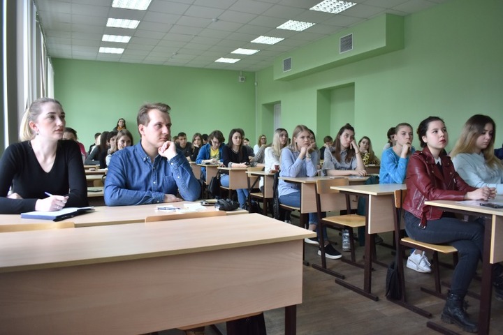Самарским студентам рассказали о тонкостях освещения межнациональной темы в СМИ