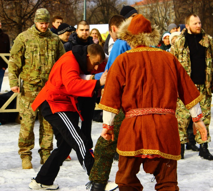 Традиционные спортивные игры на Масленицу - Национальный акцент