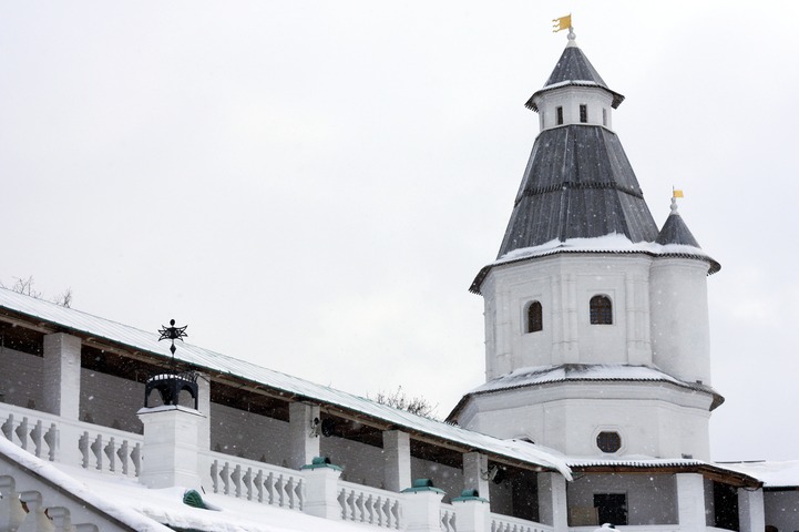В регионах с большим числом больных коронавирусом закроют монастыри