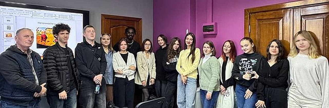 Иностранные студенты рассказали барнаульцам о своей культуре