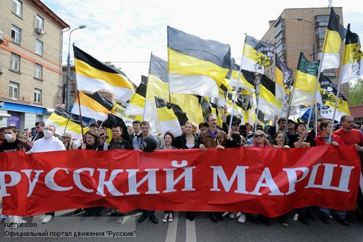 Сразу по два "Русских марша" прошли в Москве и других городах страны