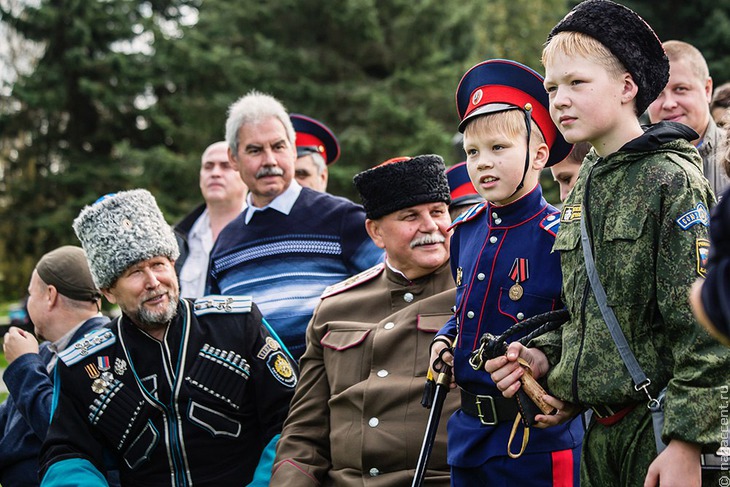 Казачий праздник народных единоборств в Великом Новгороде - Национальный акцент