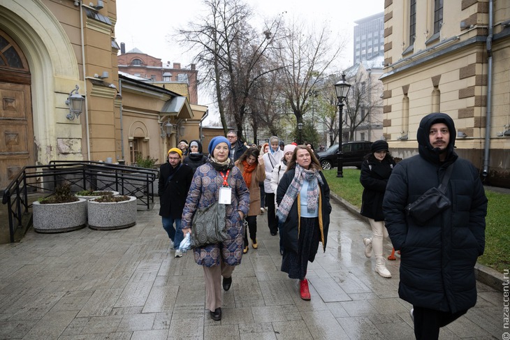 Москва многонациональная. Экскурсия для делегатов IX Медиафорума этнических и региональных СМИ - Национальный акцент